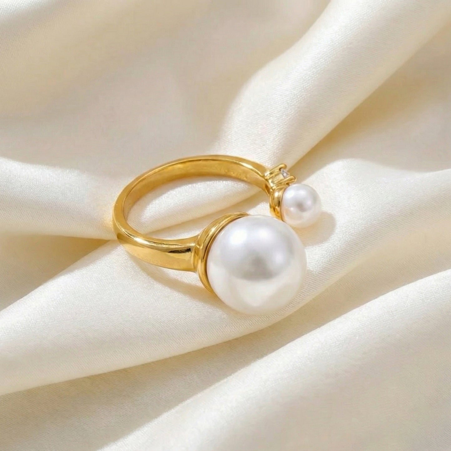 Arista Open Pearl Ring