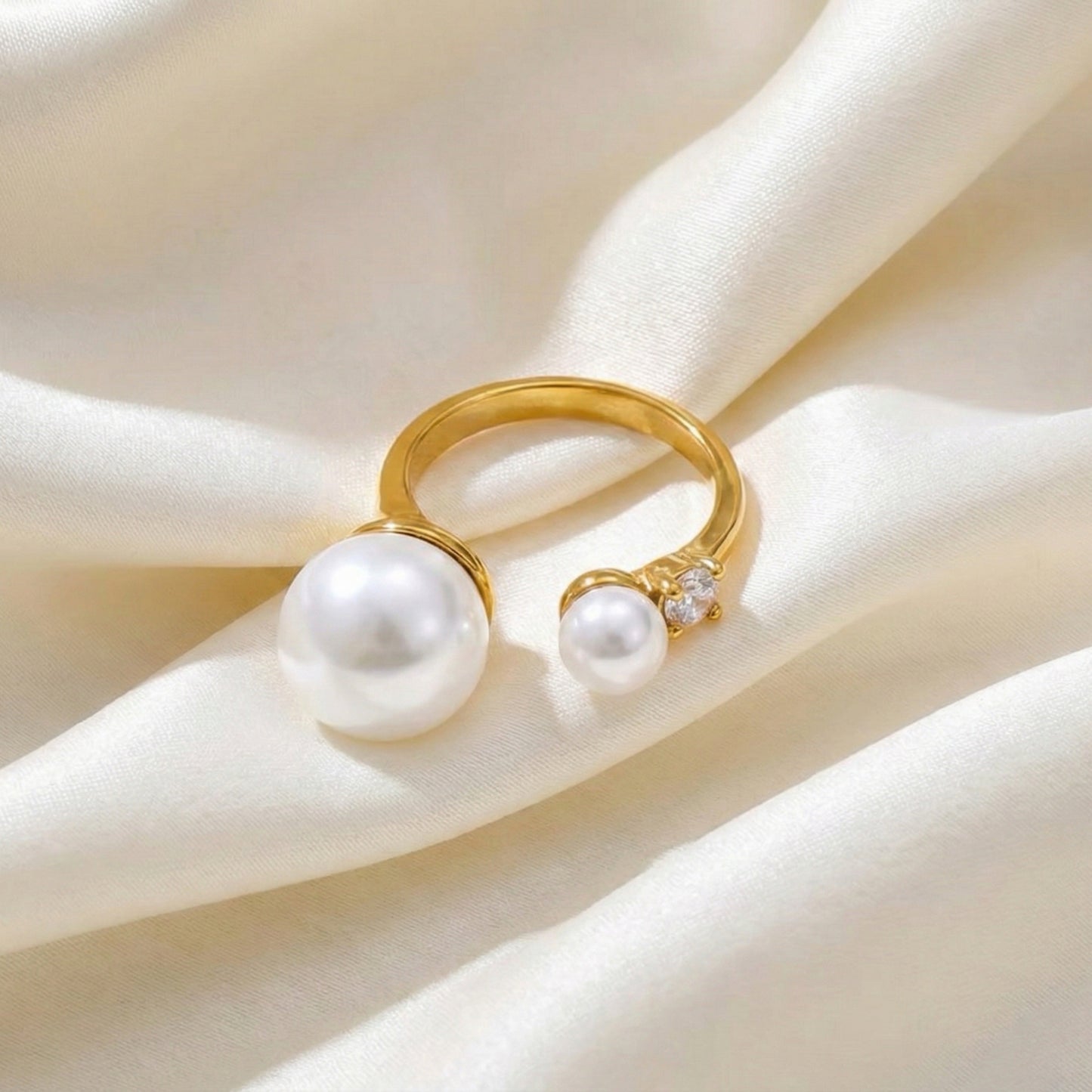 Arista Open Pearl Ring
