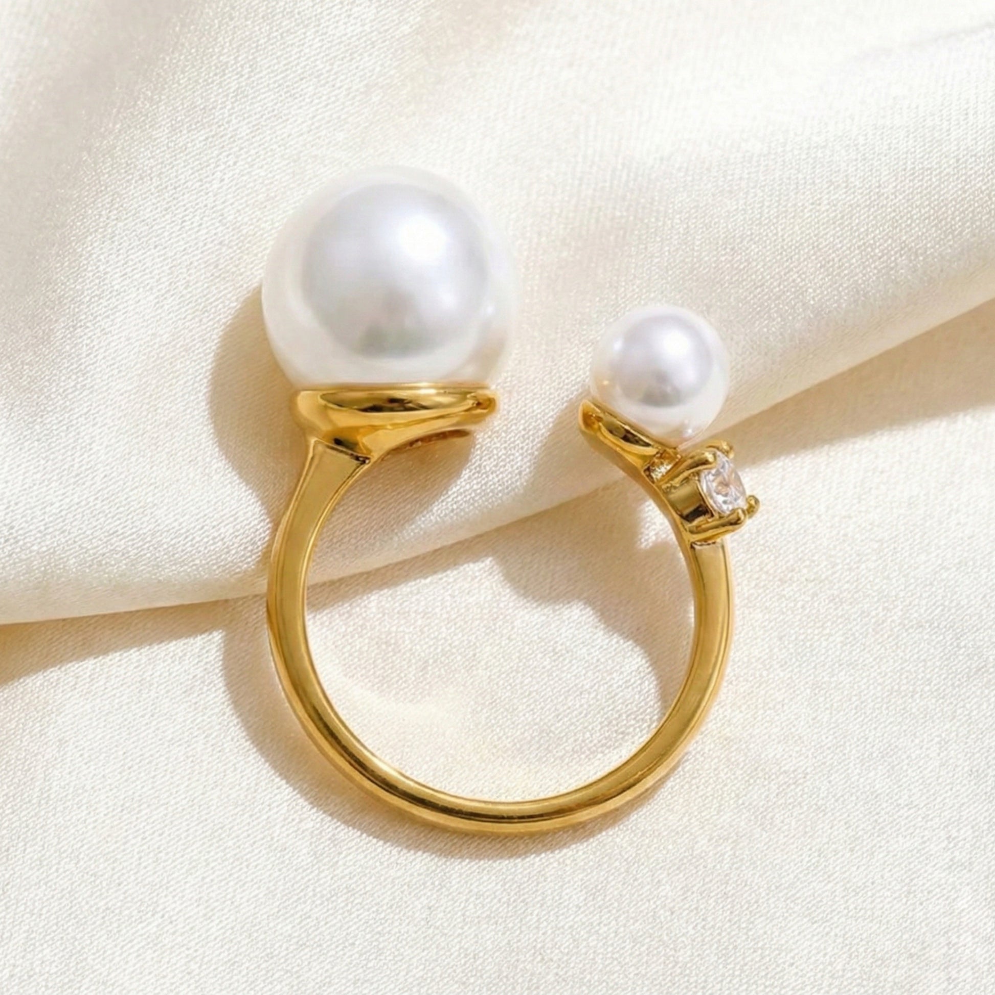 Arista Open Pearl Ring