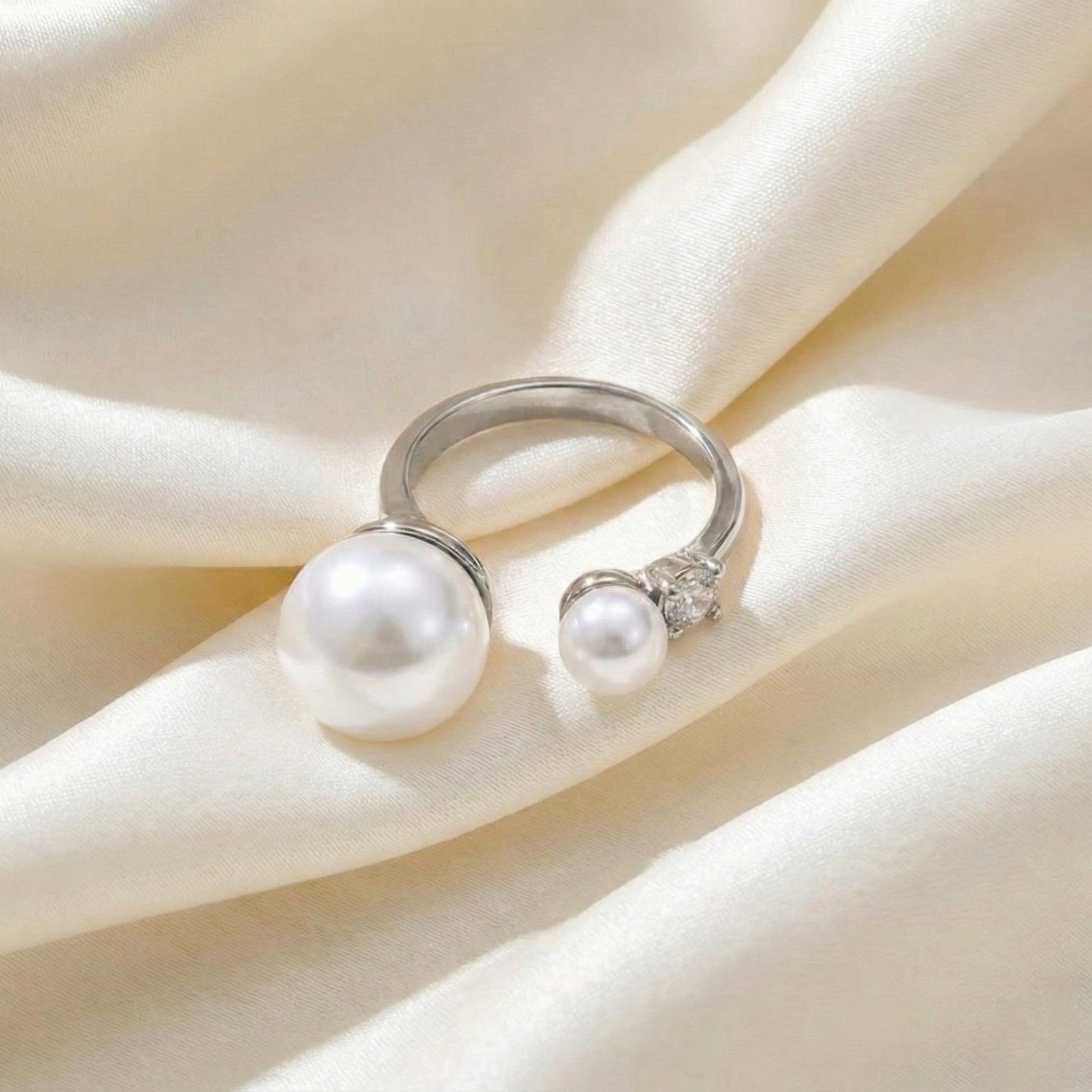 Arista Open Pearl Ring