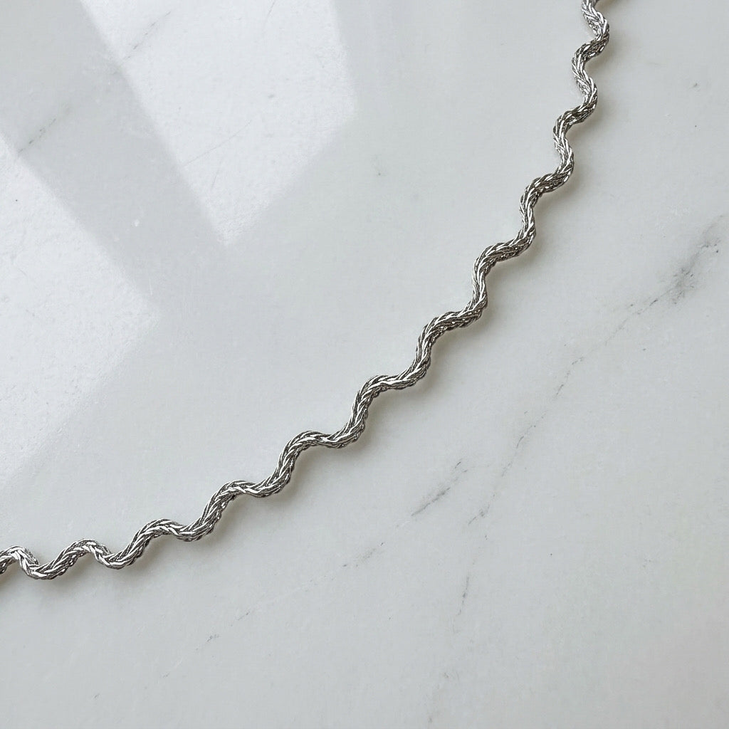 Aura Ripple Chain Bracelet