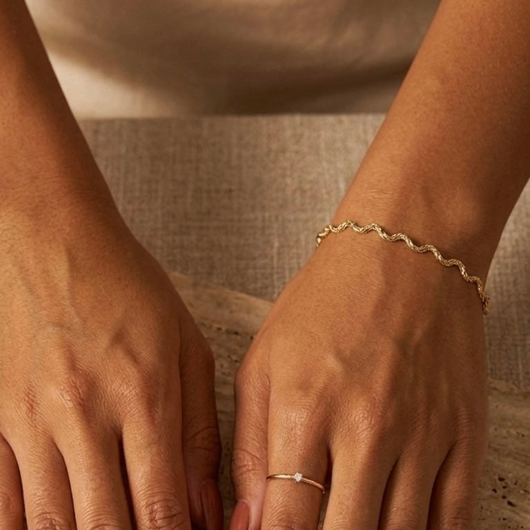 Aura Ripple Chain Bracelet