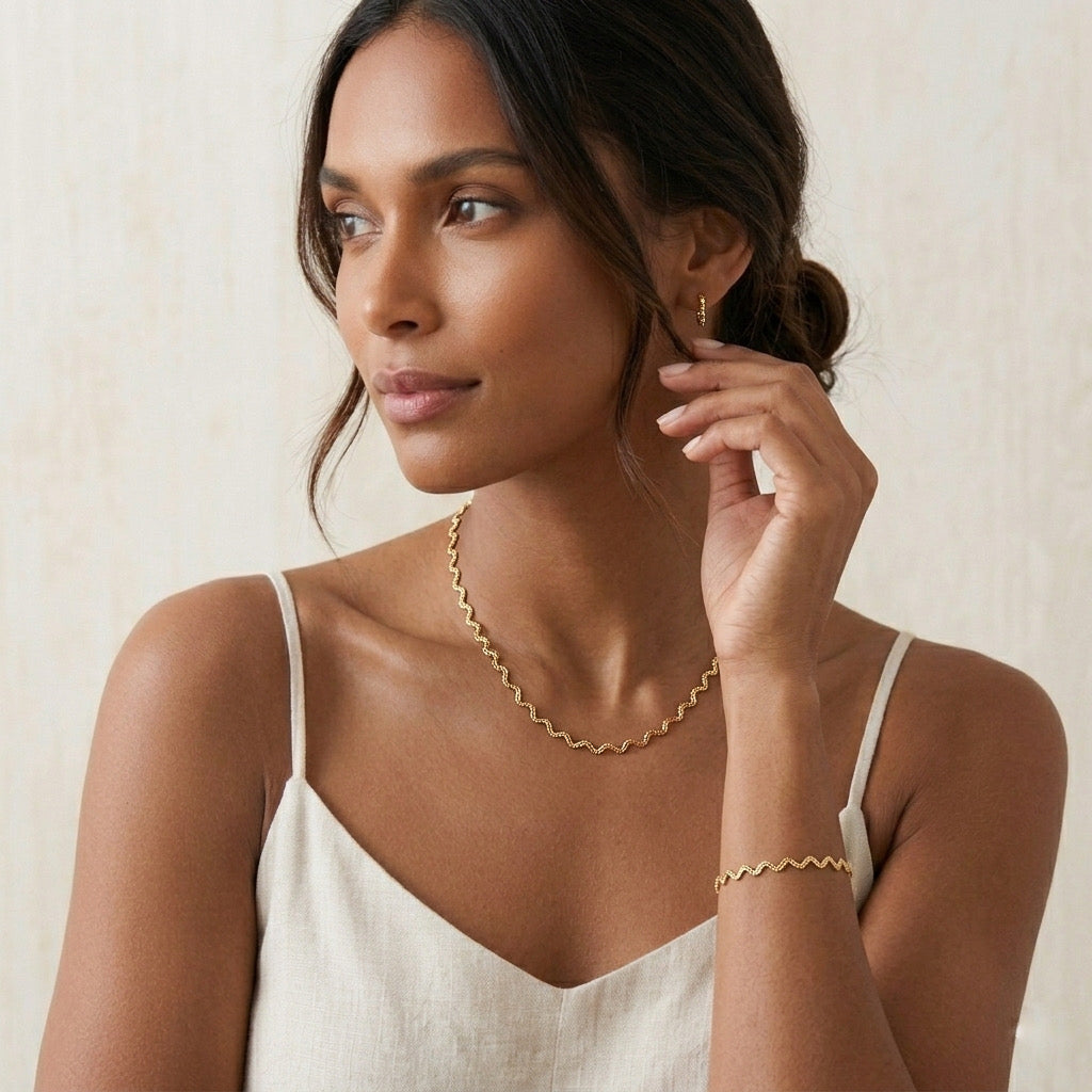 Aura Ripple Chain Necklace