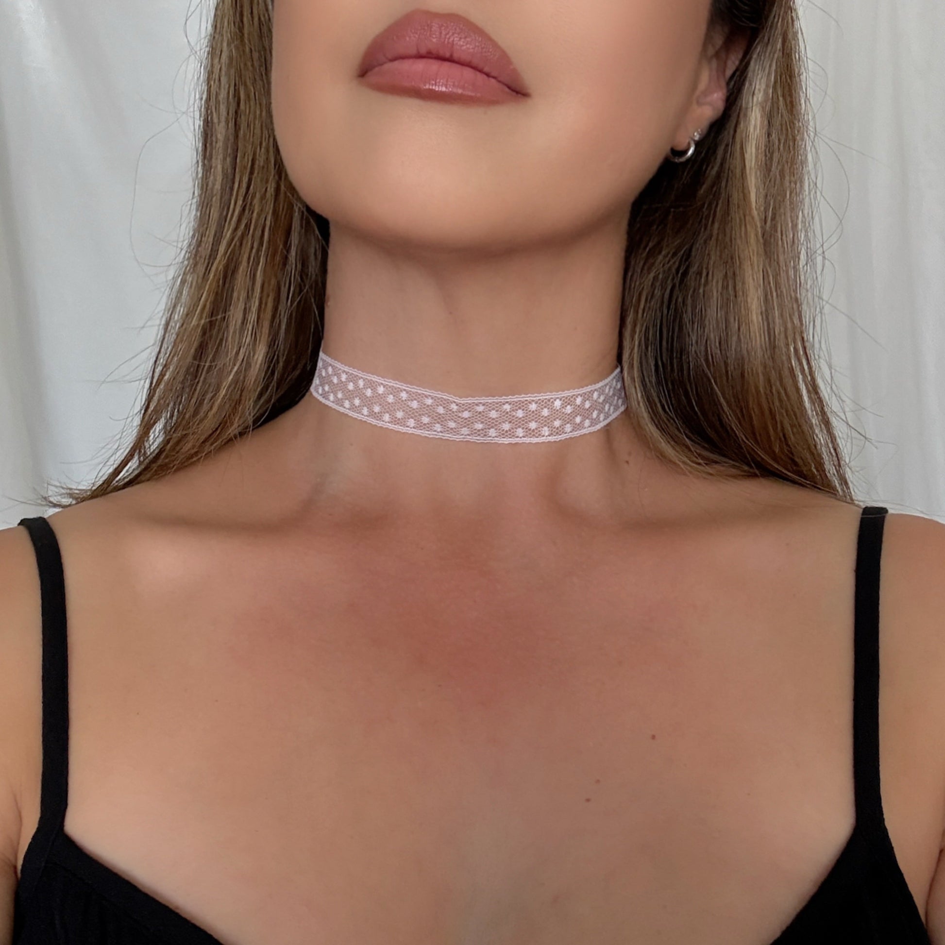 Dotty Lace Choker - White or Black
