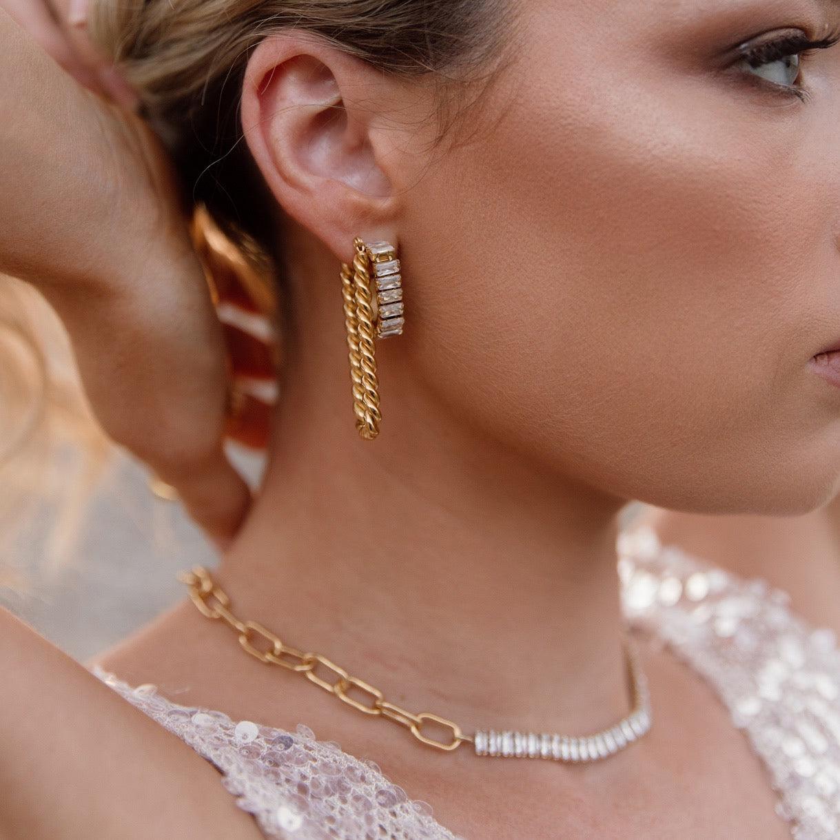Ellera Choker Necklace