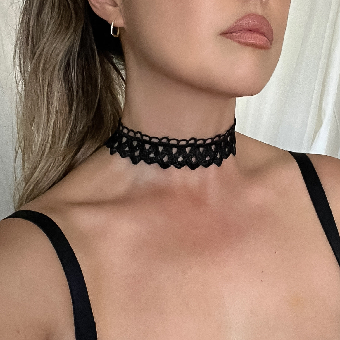 Kai Black Choker