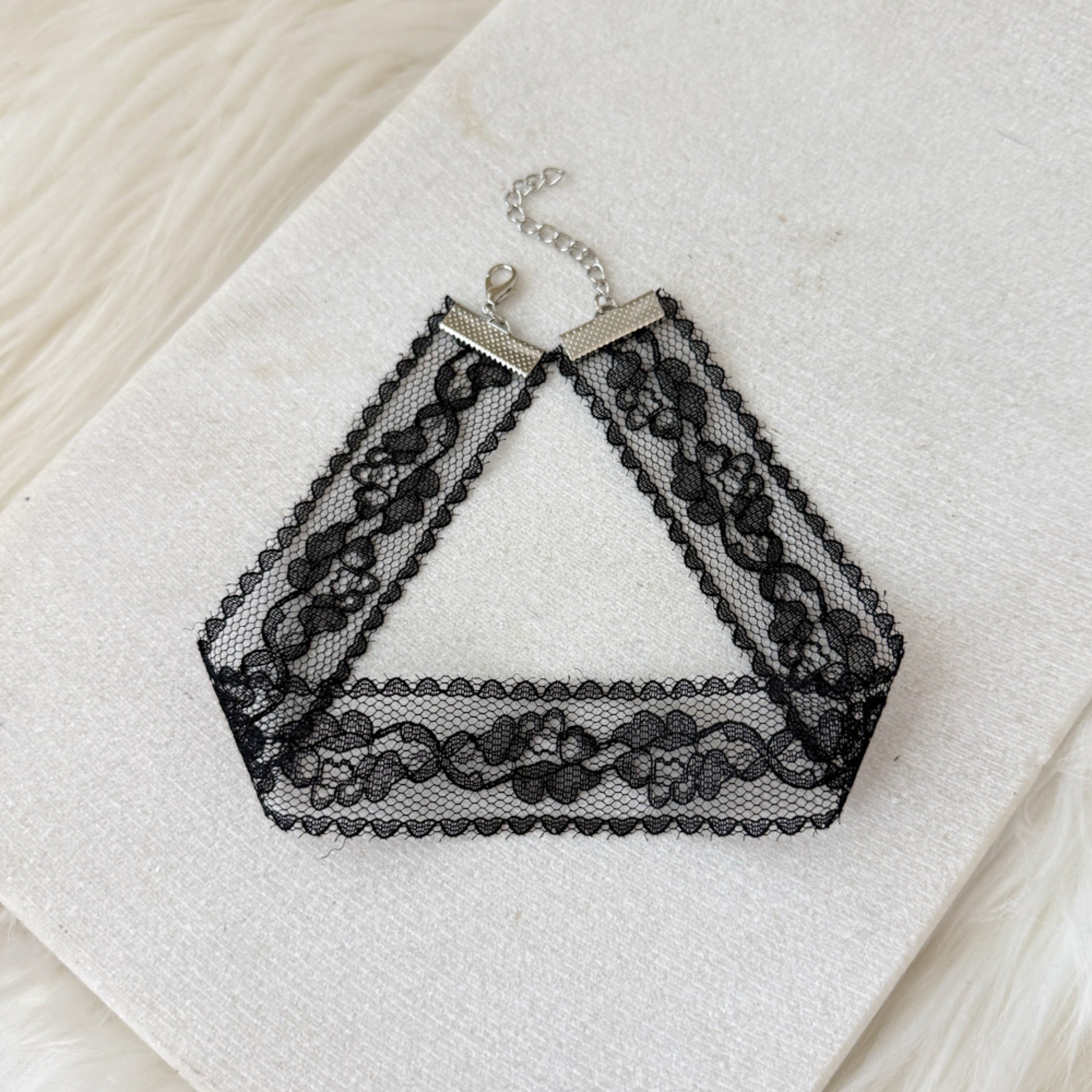 Rose Romance Lace Choker - White or Black